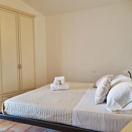 Le Melodie - Con Spazi Esterni Privati A Sos Alinos Apartment *
