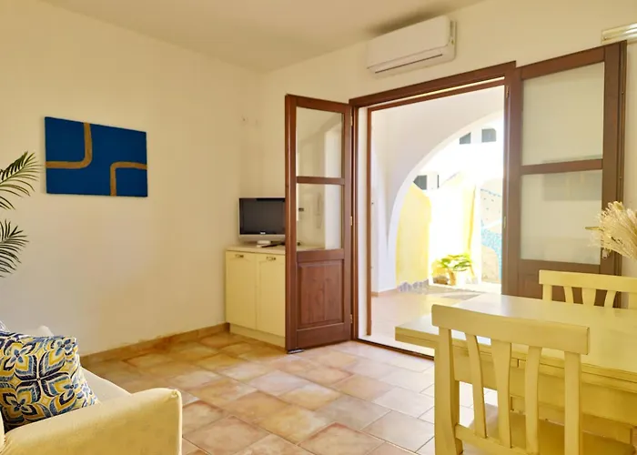 Apartamento Le Melodie - Con Spazi Esterni Privati A Sos Alinos Cala Liberotto