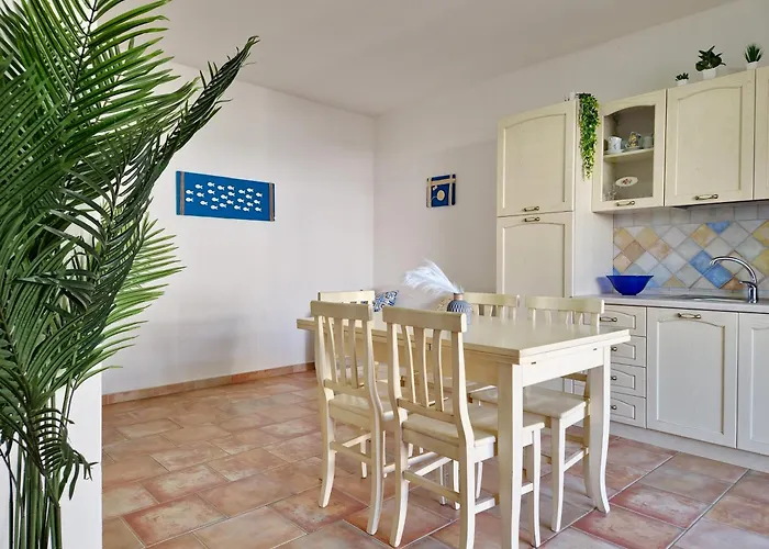 Apartamento Le Melodie - Con Spazi Esterni Privati A Sos Alinos Cala Liberotto