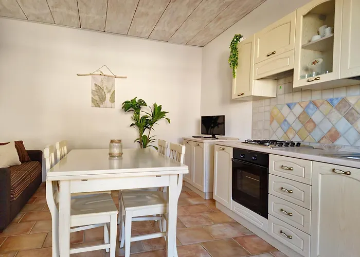 Le Melodie - Con Spazi Esterni Privati A Sos Alinos Apartamento Cala Liberotto